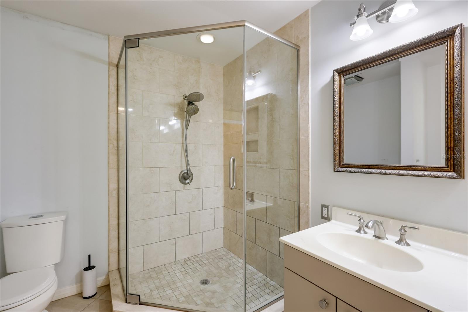 918 99th St Nw Property Photo 25