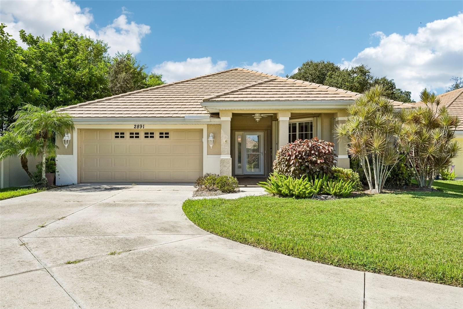 2891 Whispering Pine Ln Property Photo 1
