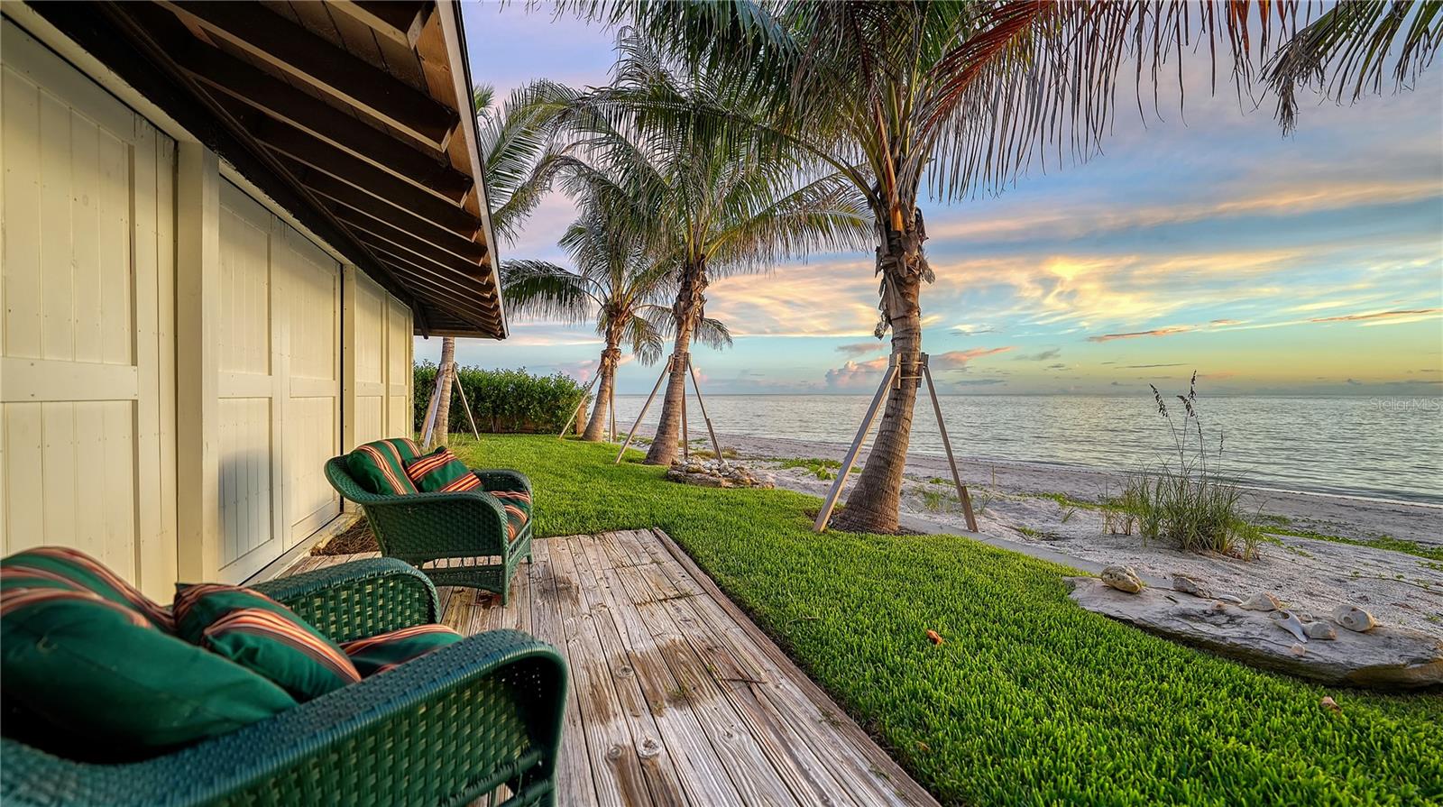 2417 Casey Key Rd Property Photo 8