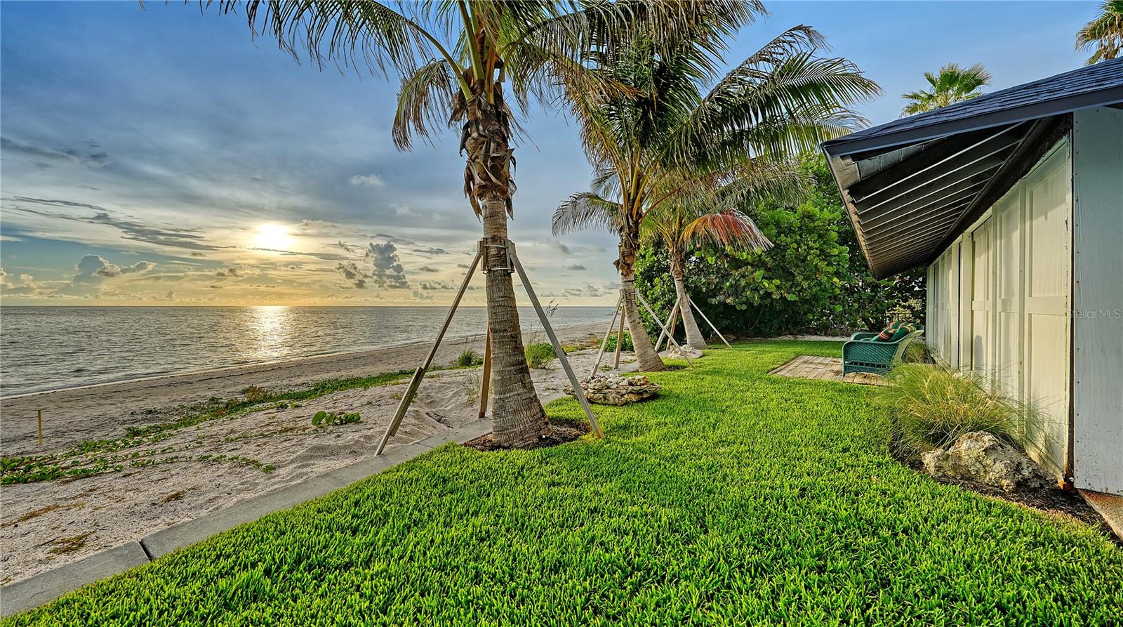 2417 Casey Key Rd Property Photo 9
