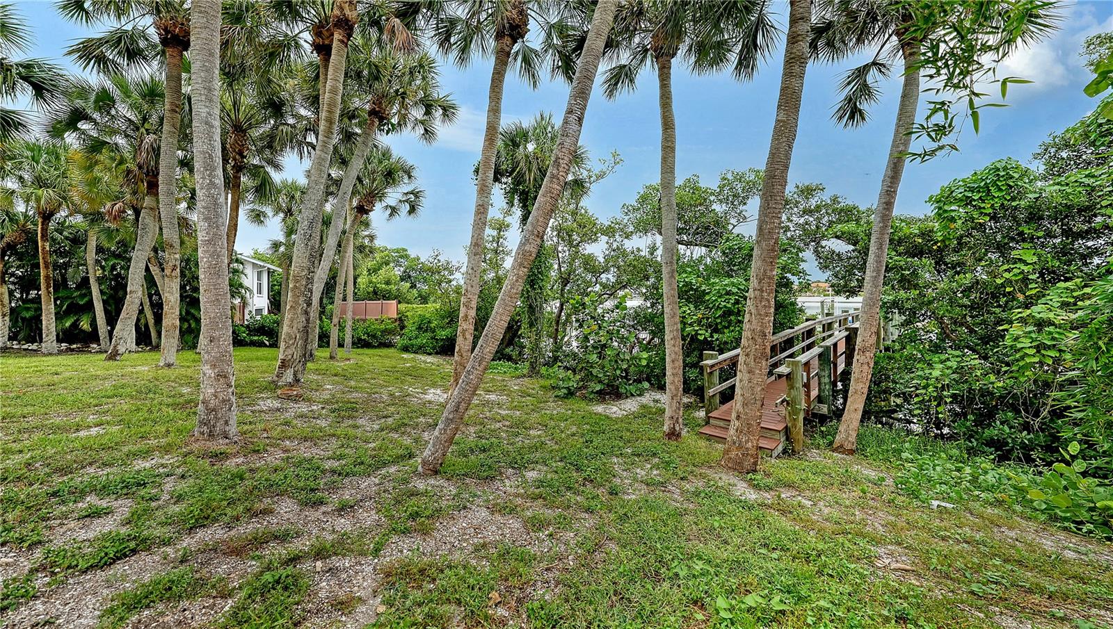 2417 Casey Key Rd Property Photo 16