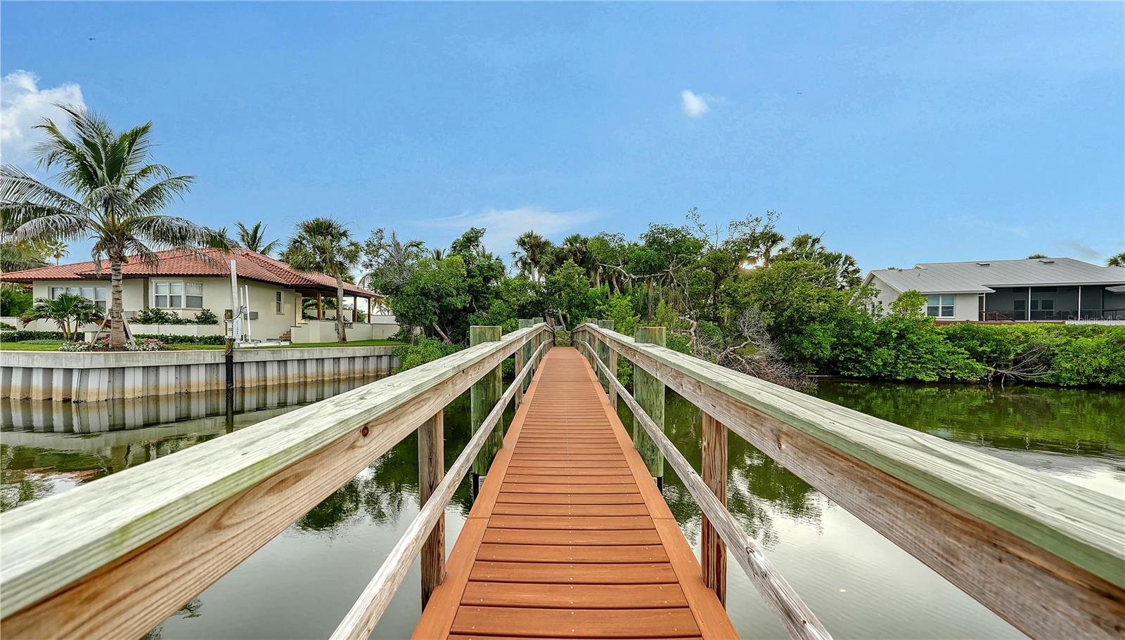 2417 Casey Key Rd Property Photo 18