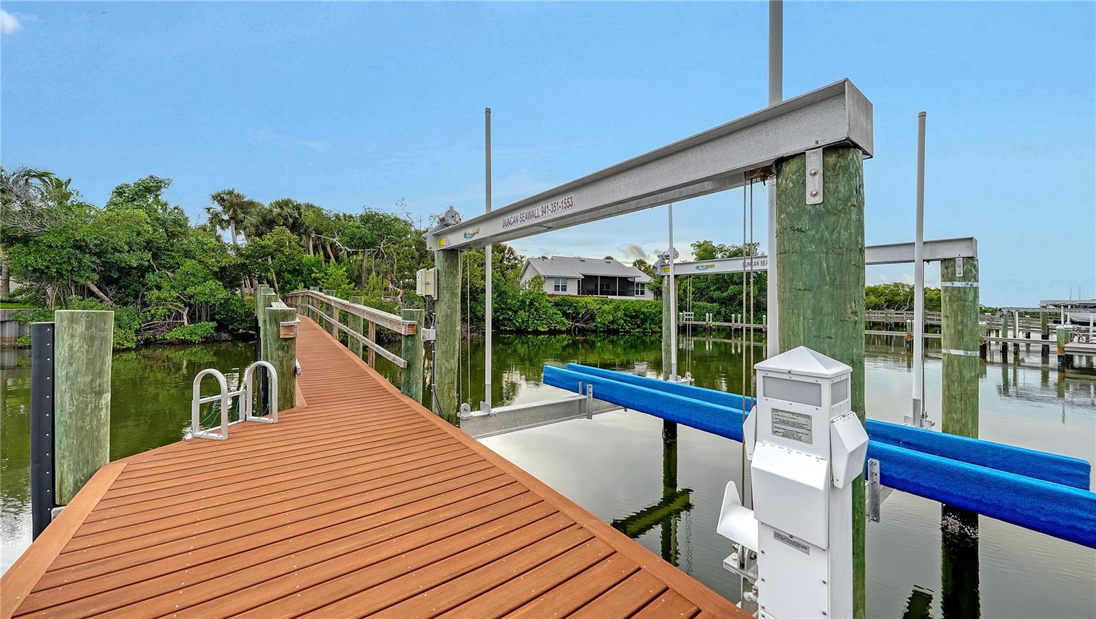 2417 Casey Key Rd Property Photo 21