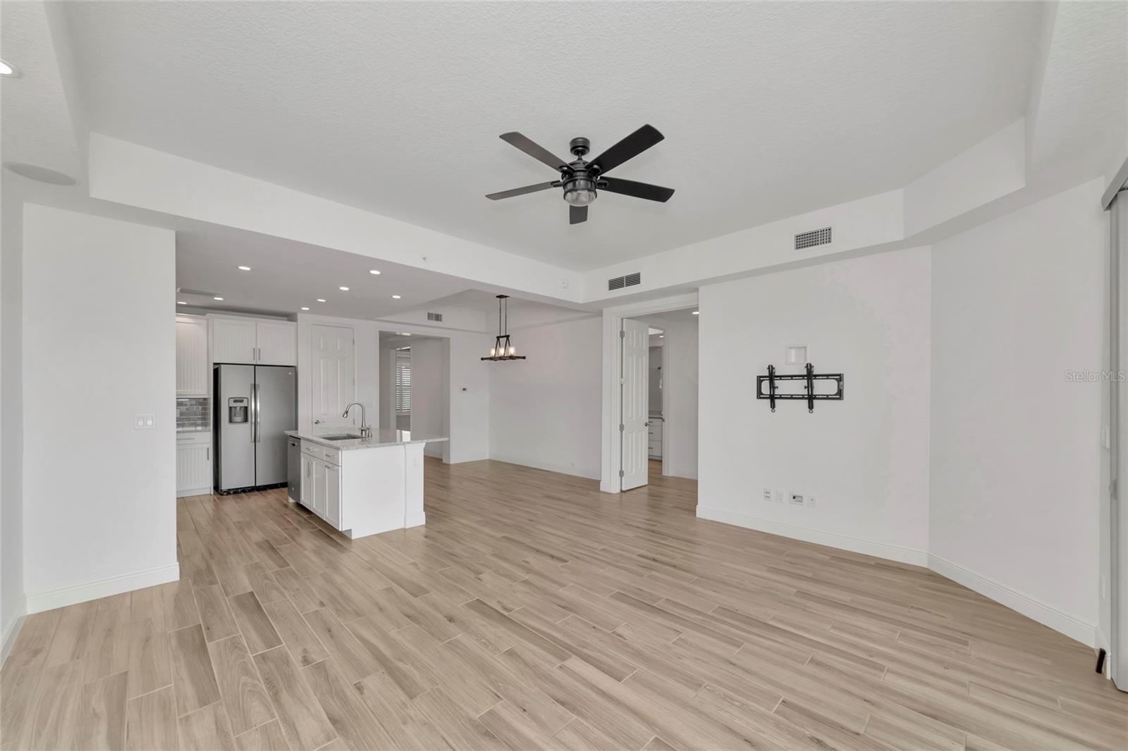 10530 Boardwalk Loop #202 Property Photo 7