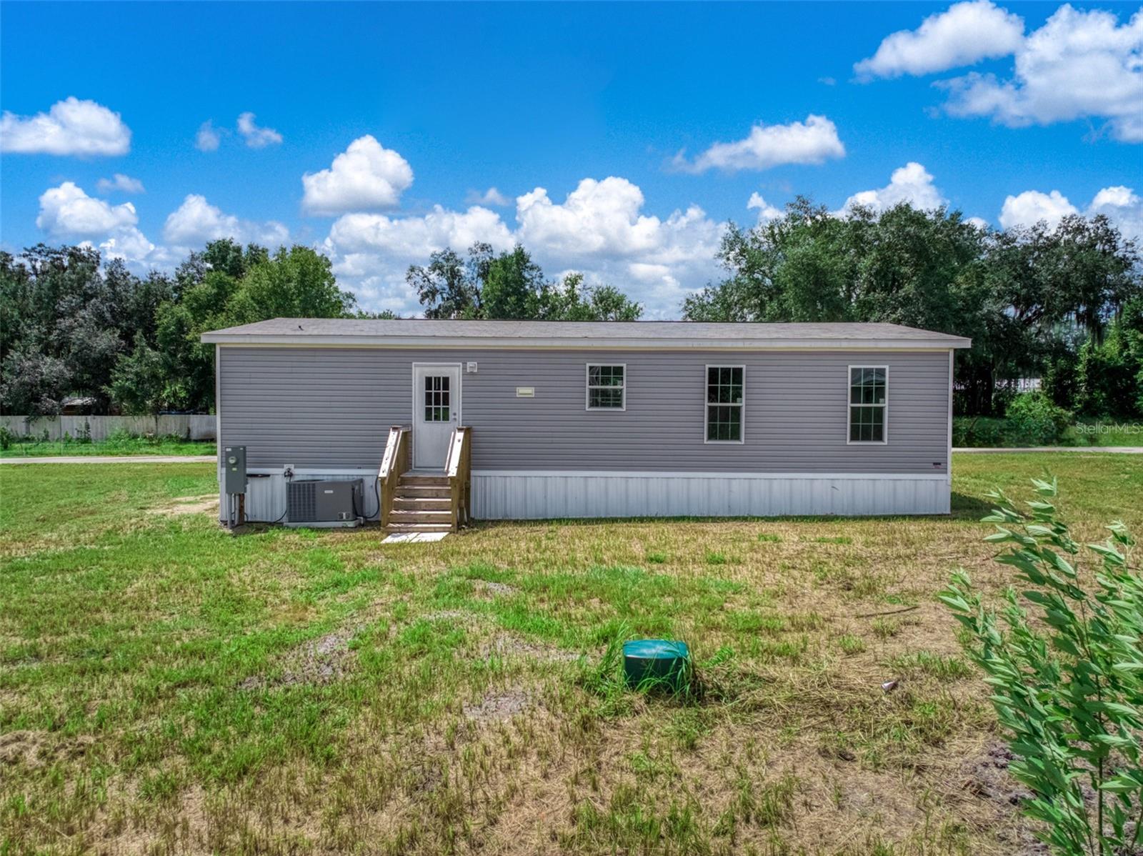 762 Sally Pl Property Photo 38
