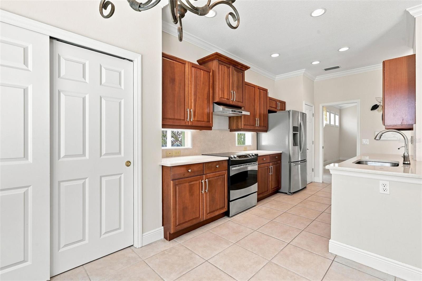 1328 Thornapple Dr Property Photo 13