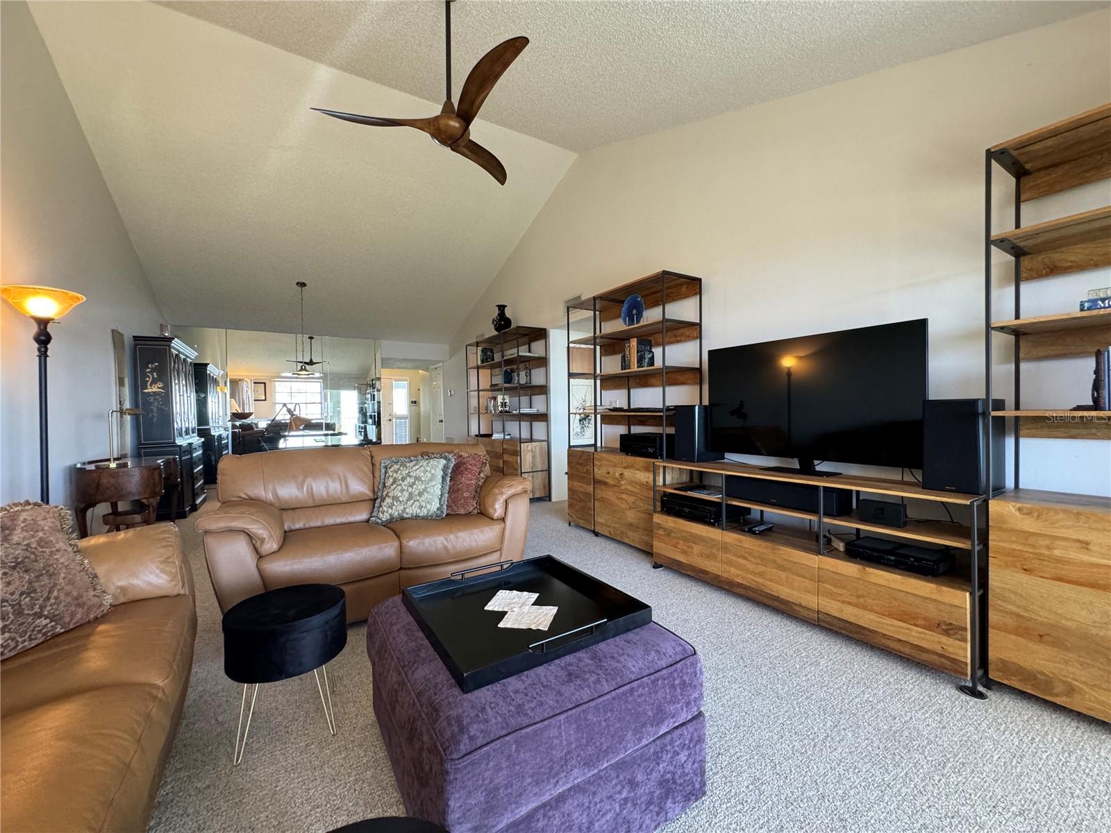 1155 Edgewater Cir #28 Property Photo 15