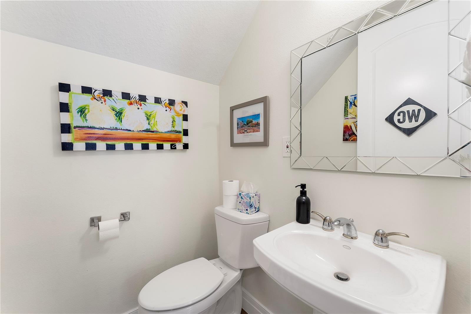 235 Cocoanut Ave #101a Property Photo 16