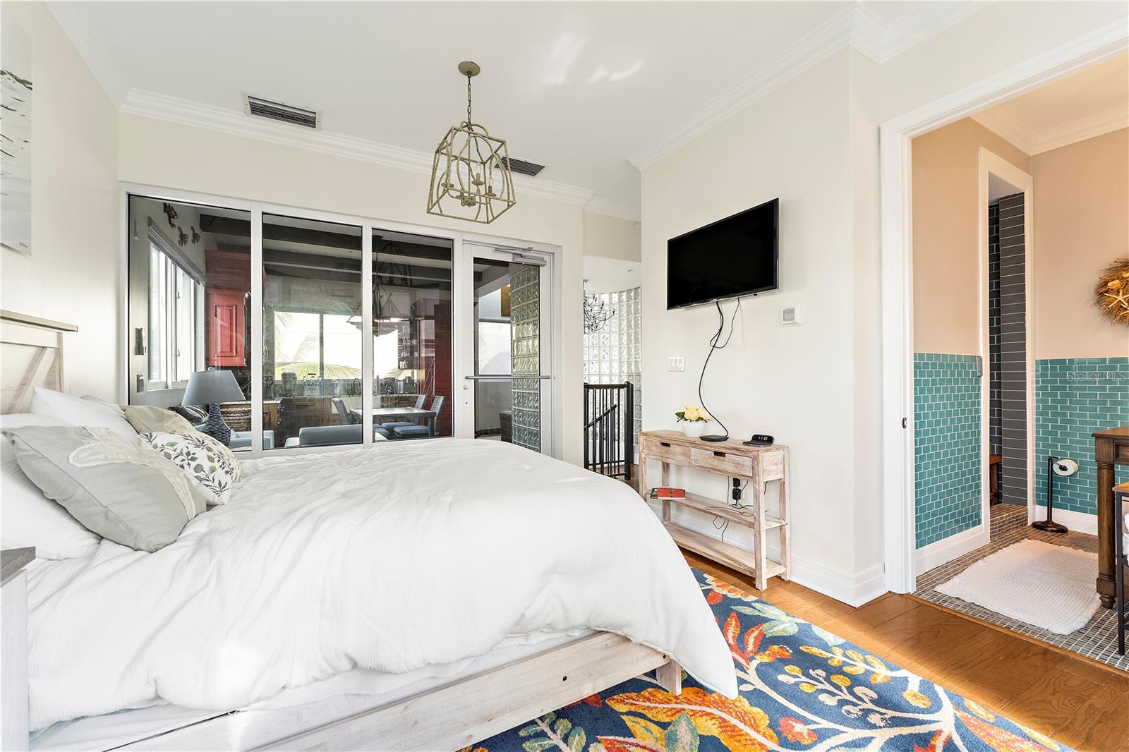 235 Cocoanut Ave #101a Property Photo 34