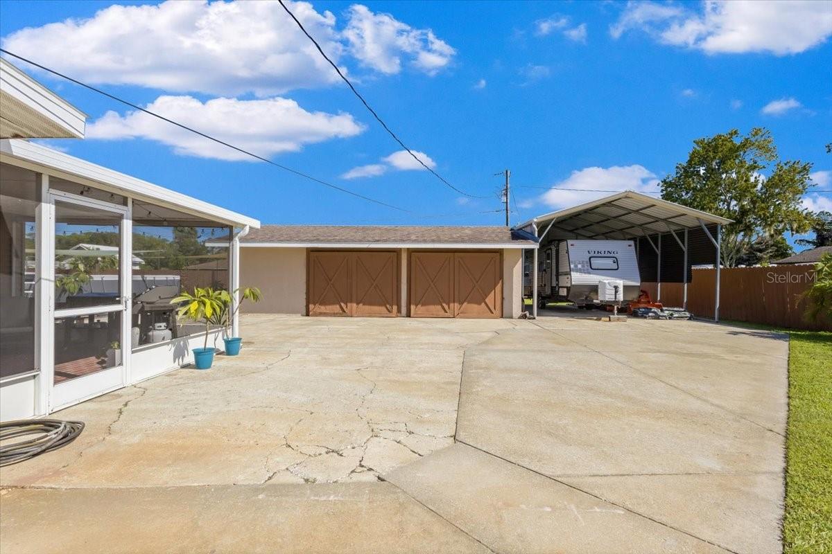 5715 29th Avenue Dr E Property Photo 9