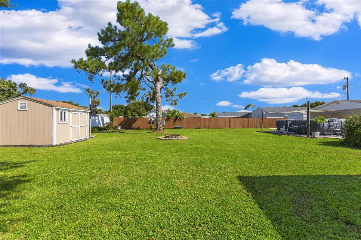 5715 29th Avenue Dr E Property Photo 19