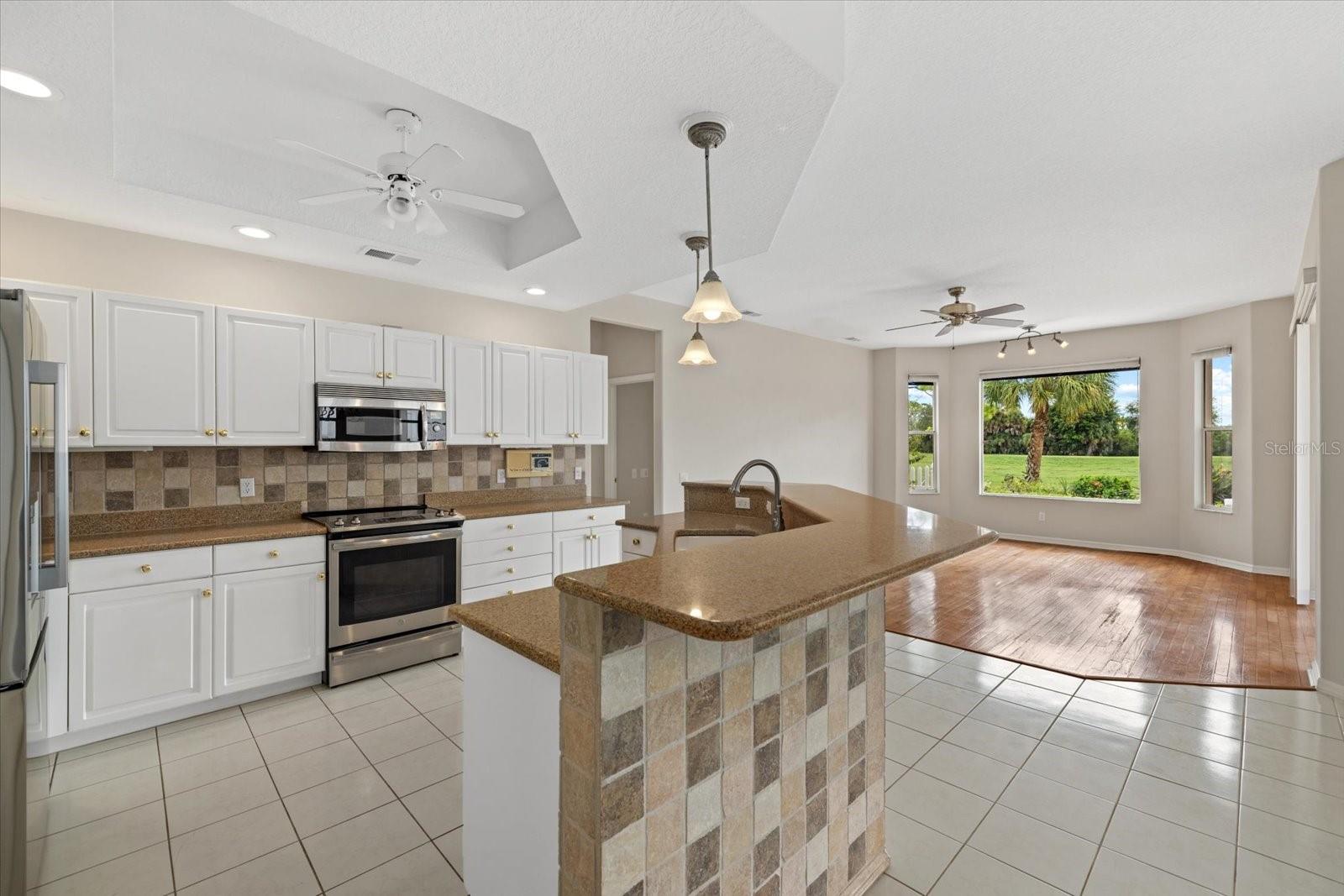 8967 Grey Oaks Ave Property Photo 10