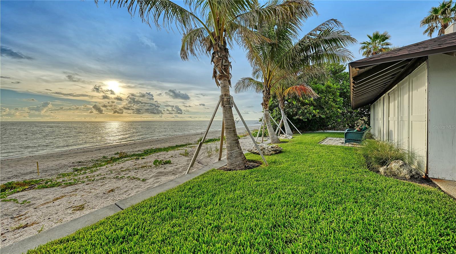 2417 Casey Key Rd Property Photo 6