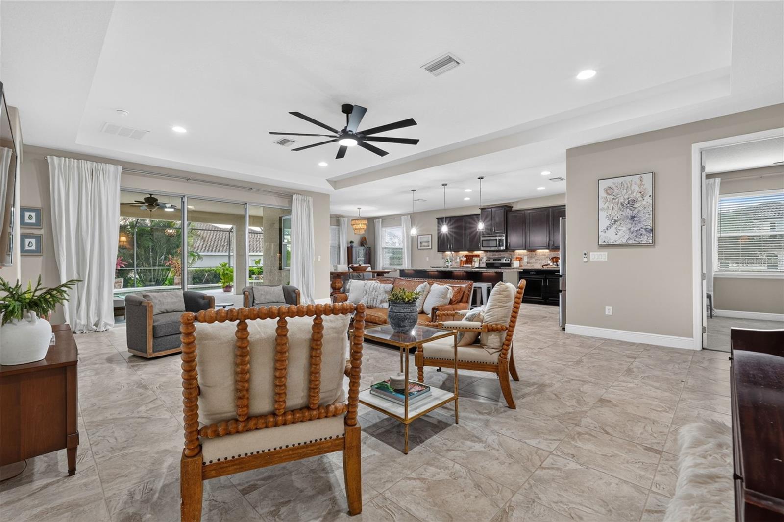 17111 2nd Ave E Property Photo 8