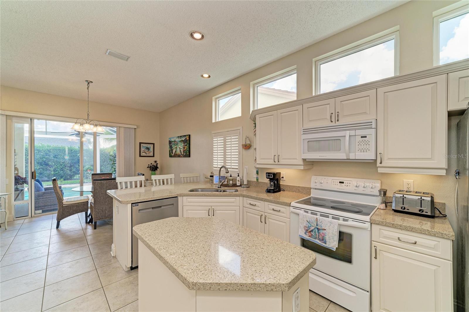 4729 Peridia Blvd E Property Photo 16