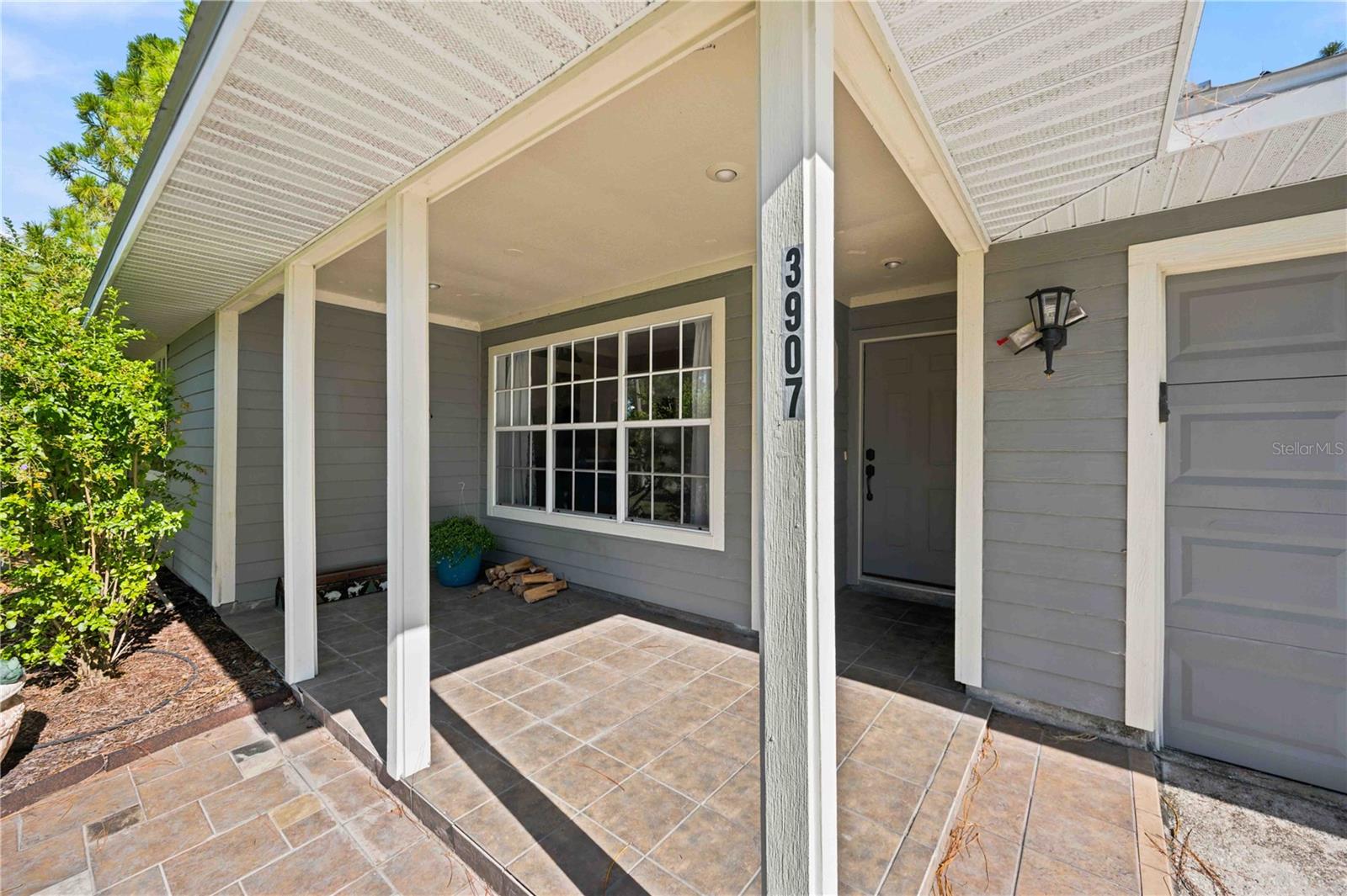 3907 Alwood St Property Photo 3