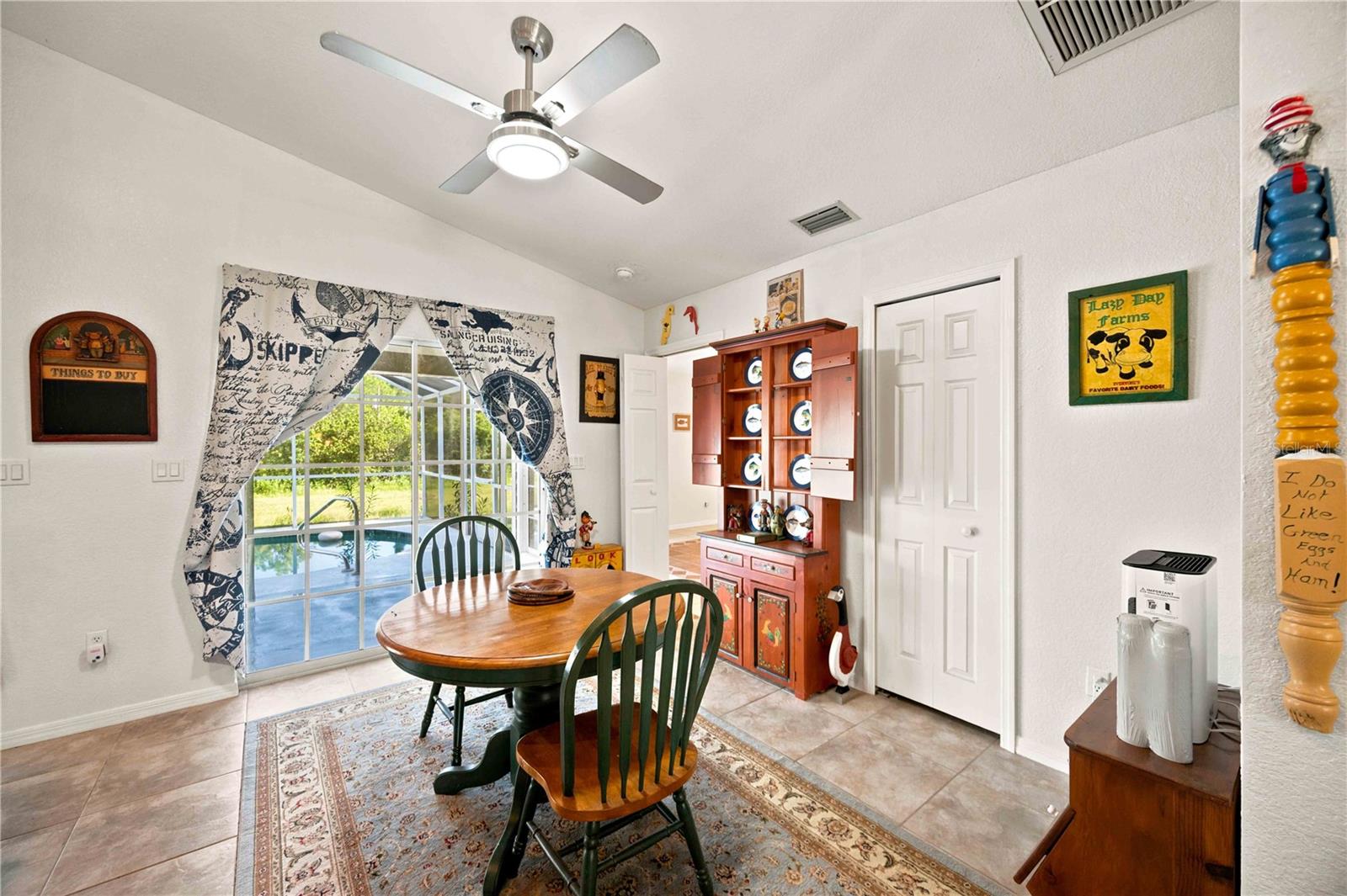 3907 Alwood St Property Photo 14