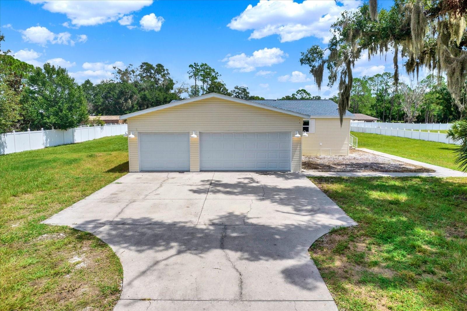 17403 Estes Rd Property Photo 1