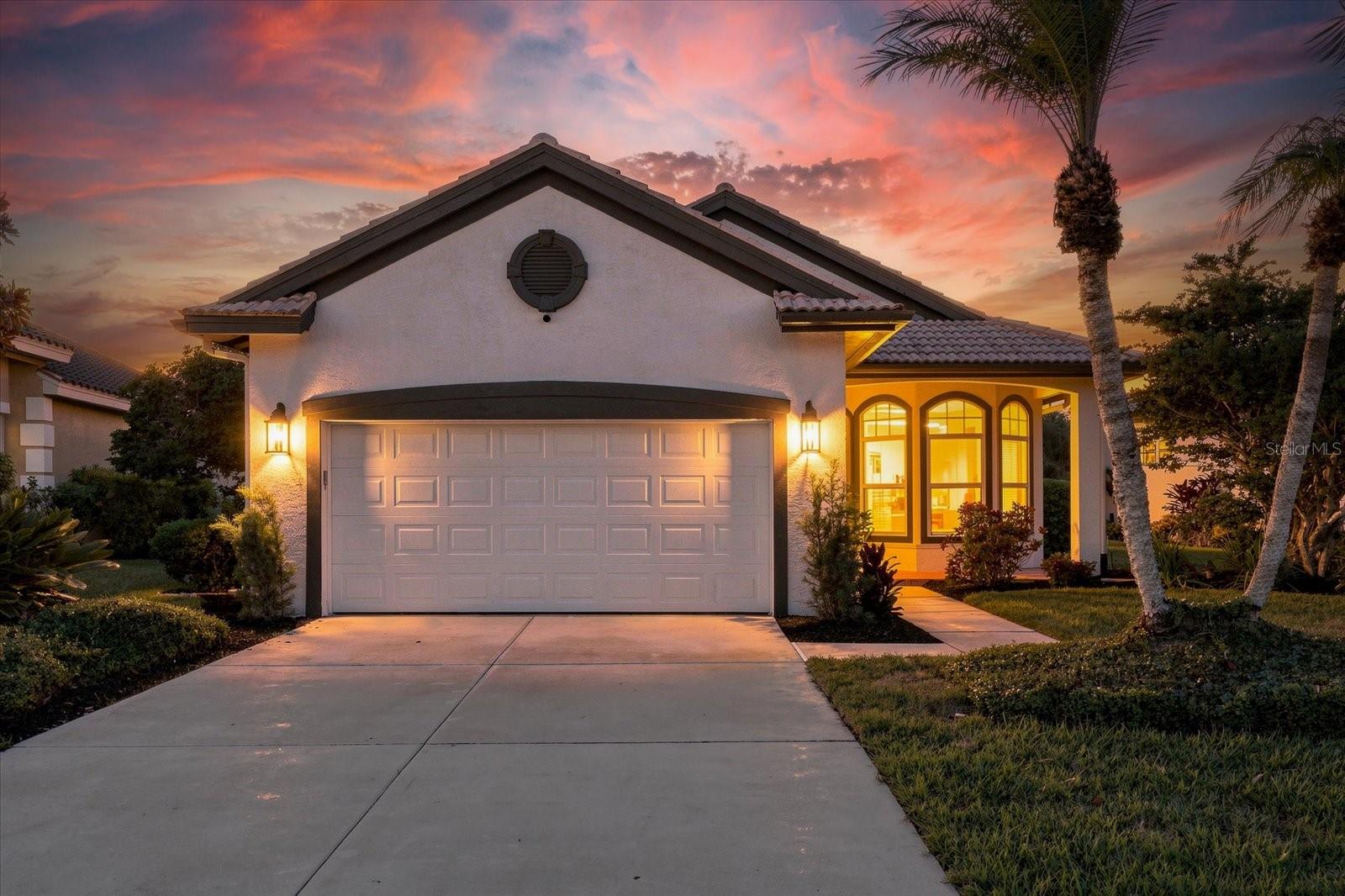 10209 Silverado Cir Property Photo 1