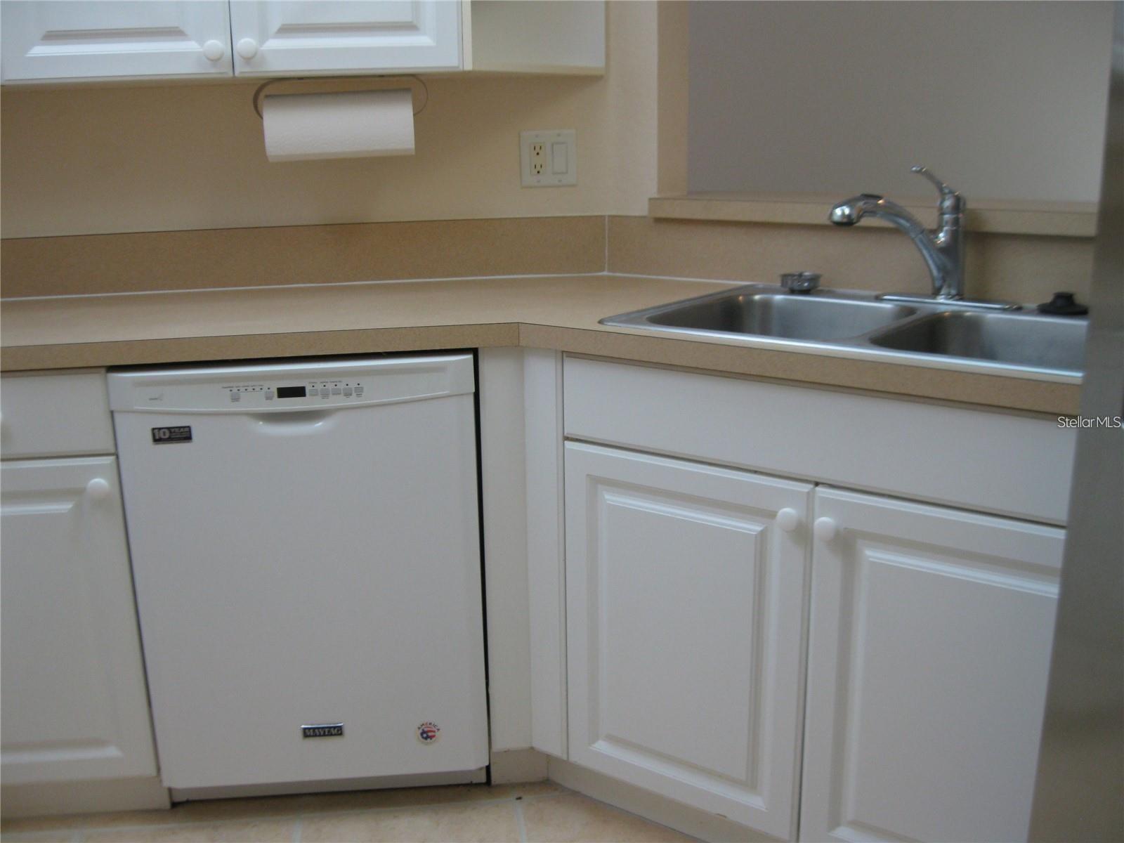 6405 Bay Cedar Ln #26 Property Photo 5