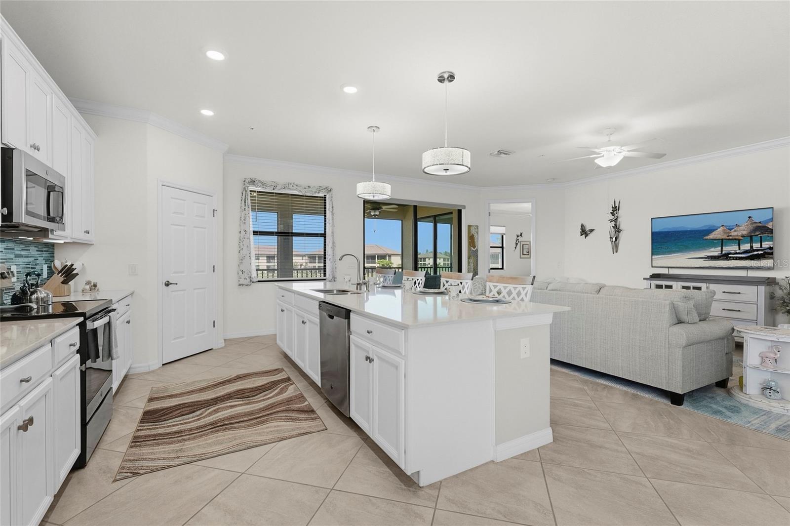 12475 Ghiberti Cir #201 Property Photo 23
