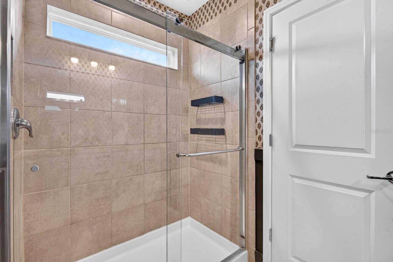 9348 Royal River Cir Property Photo 28