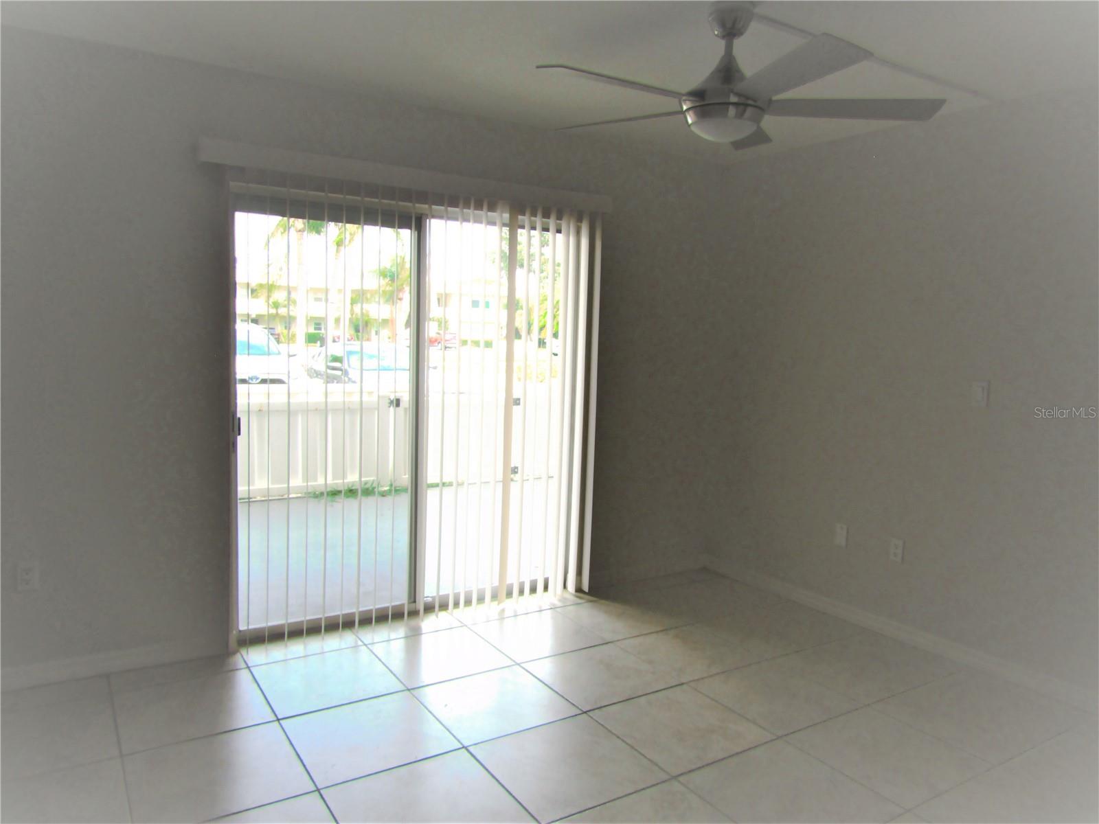 7304 W Country Club Dr N #115 Property Photo 12