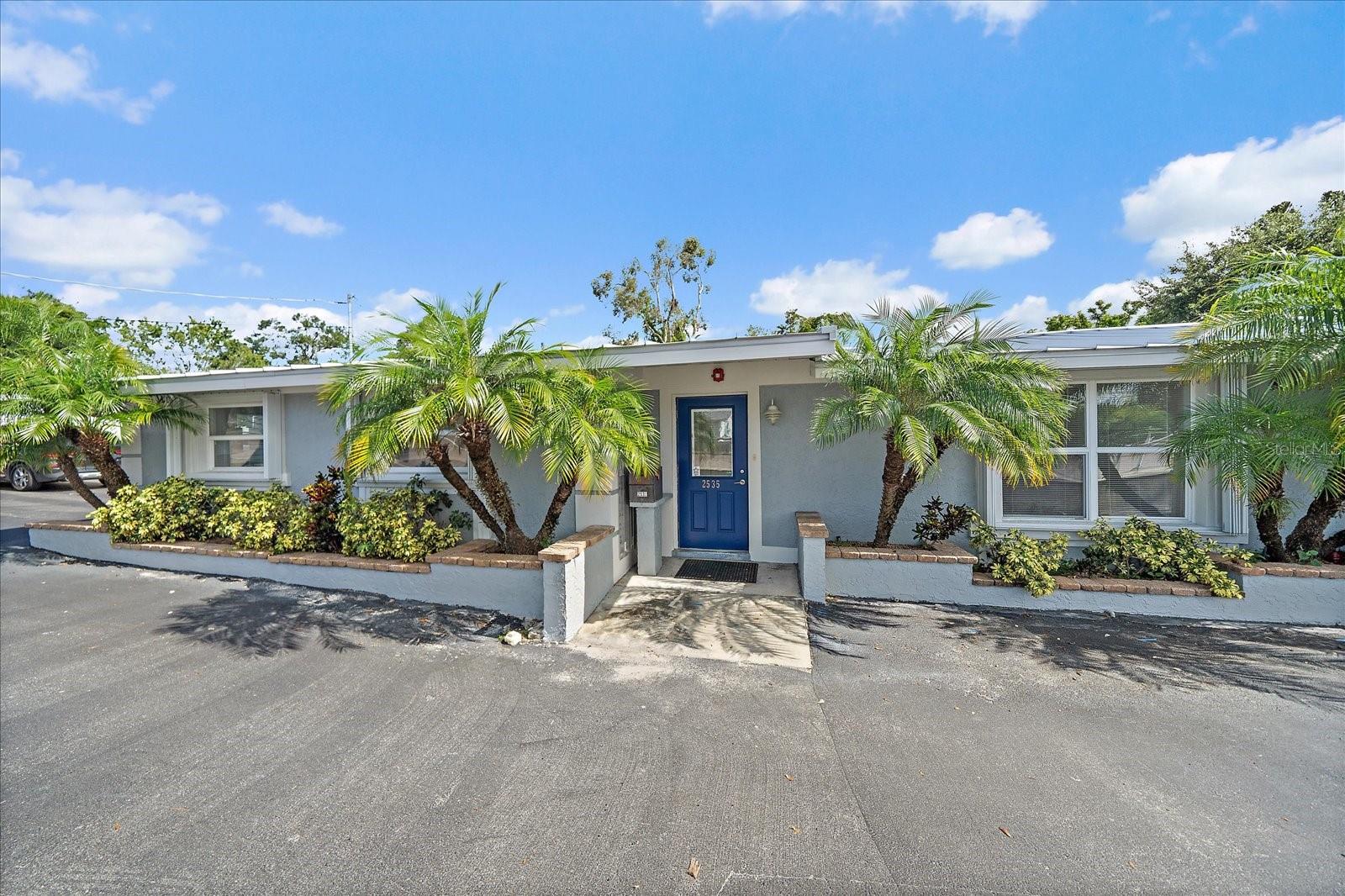 2535 BEE RIDGE RD Property Photo 1