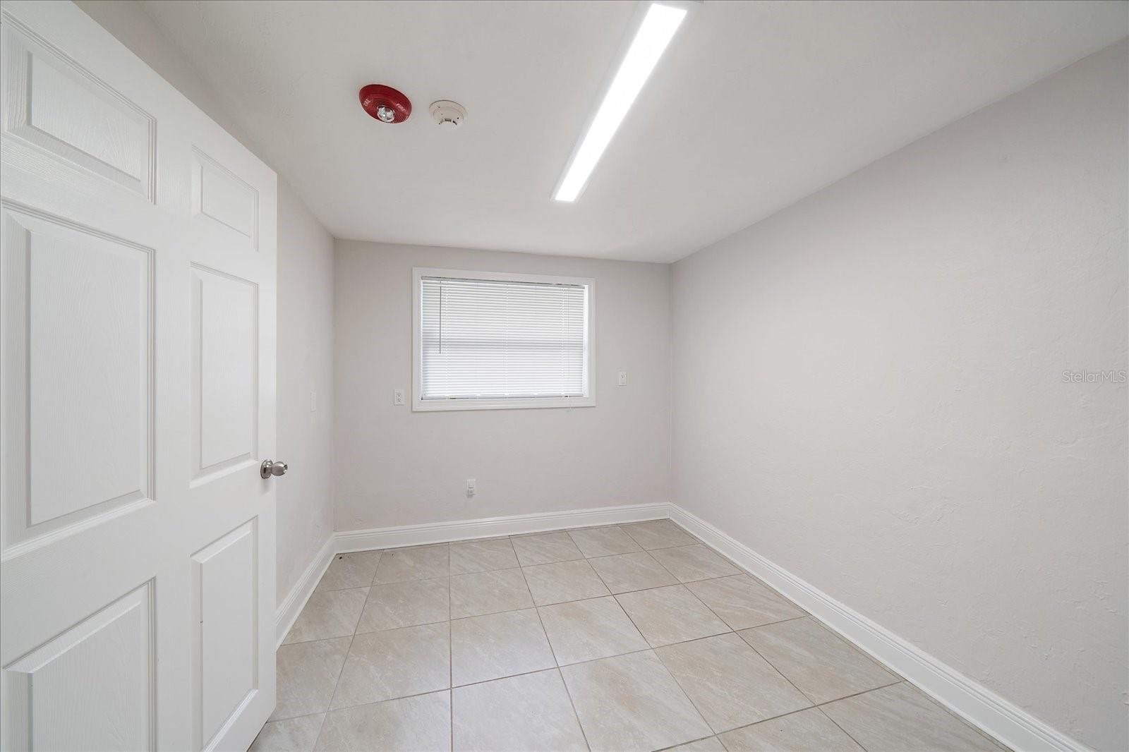 2535 Bee Ridge Rd Property Photo 8