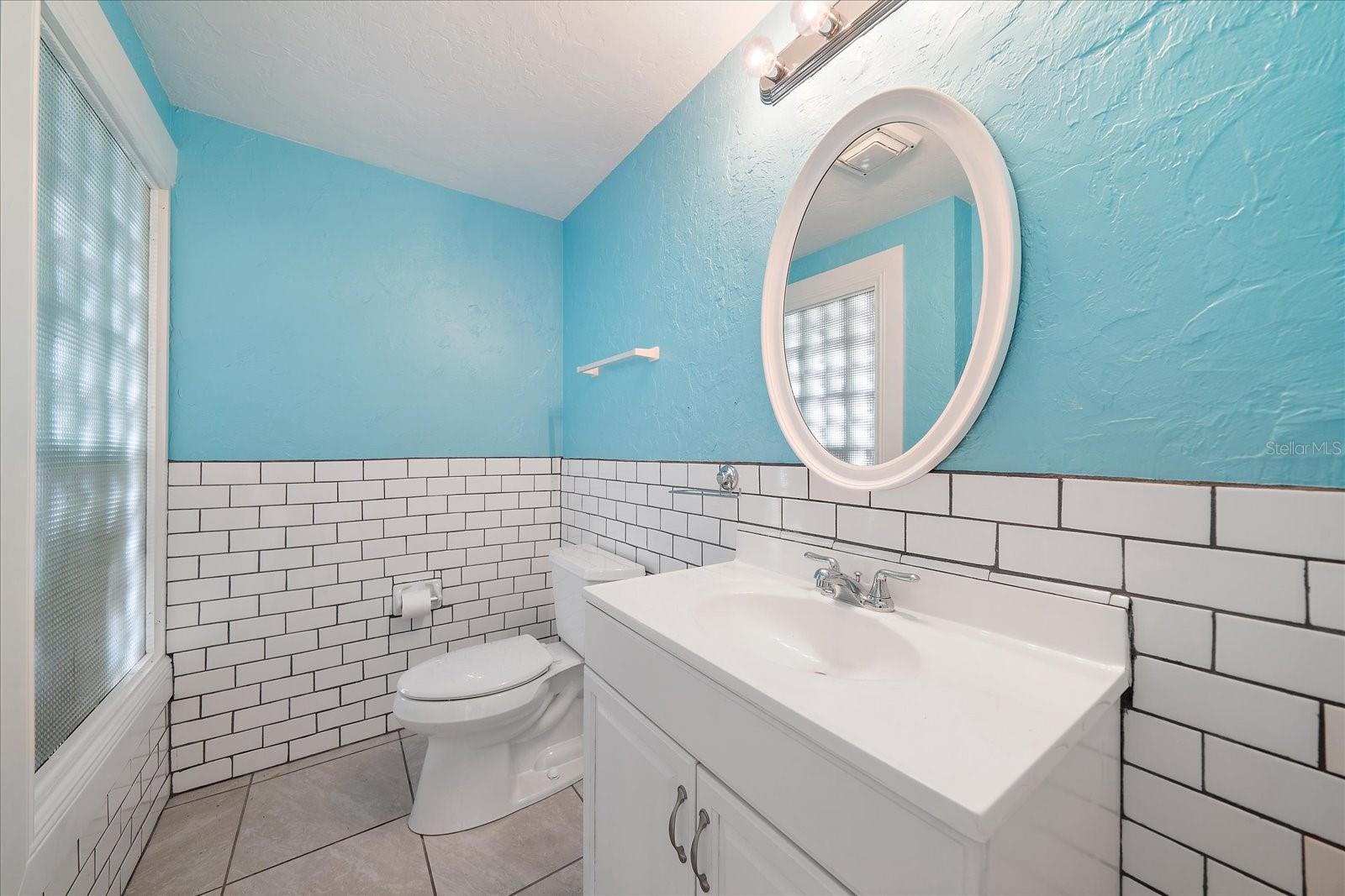 2535 Bee Ridge Rd Property Photo 11
