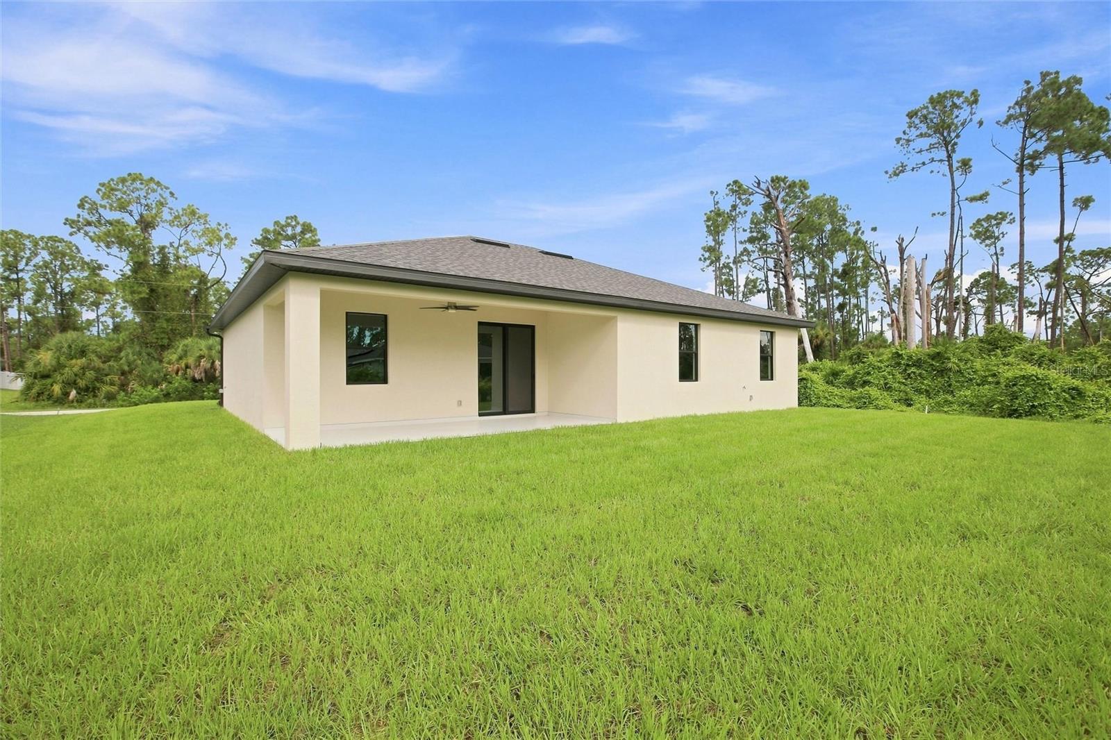 1912 Hagerick Ln Property Photo 32