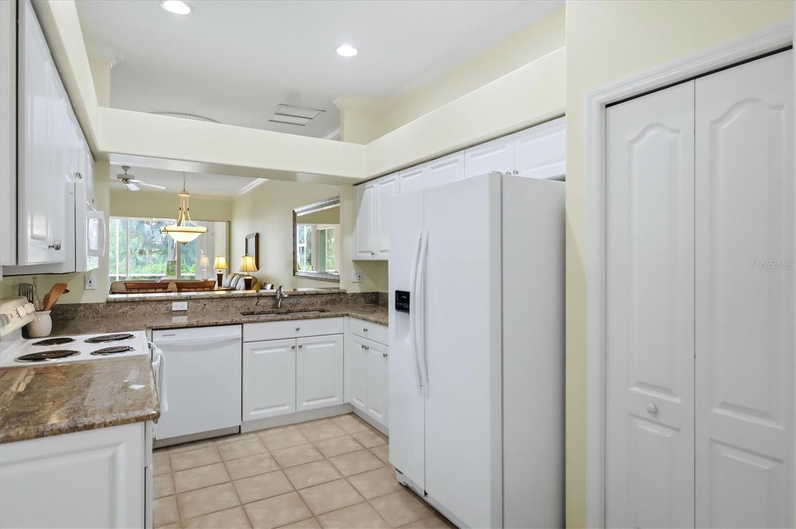 9413 Forest Hills Cir Property Photo 20