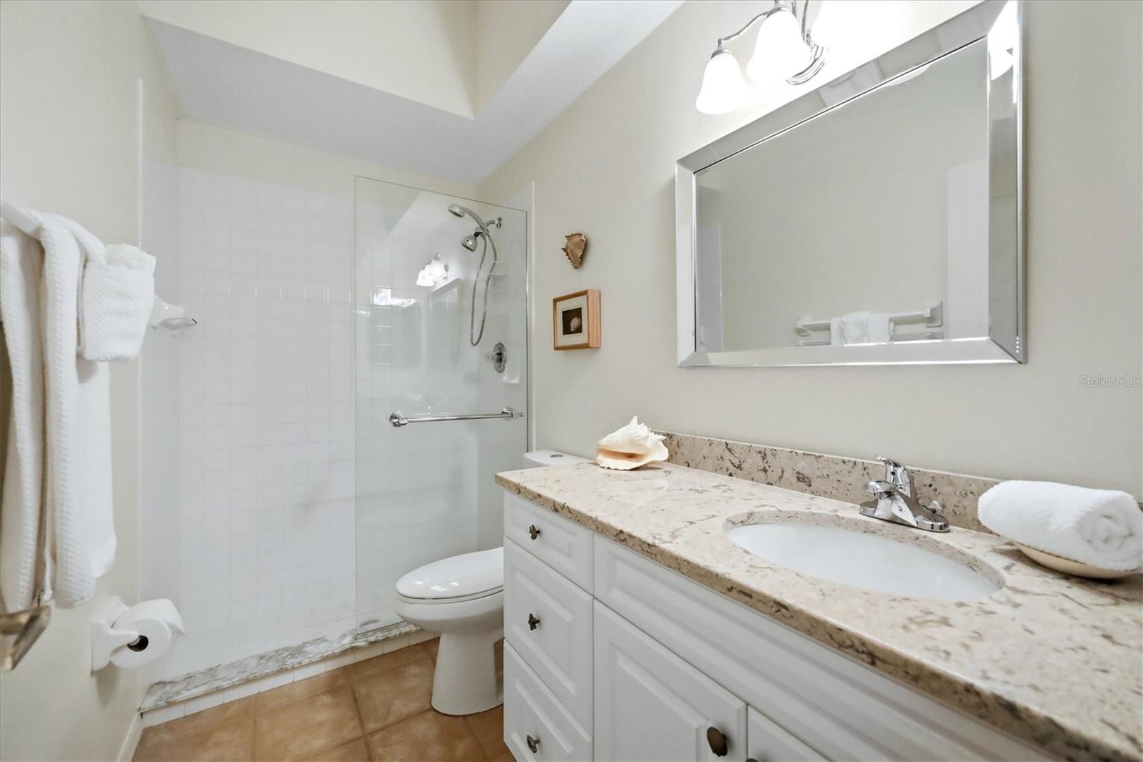 9413 Forest Hills Cir Property Photo 30