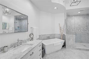 409 N Point Rd #802 Property Photo 28