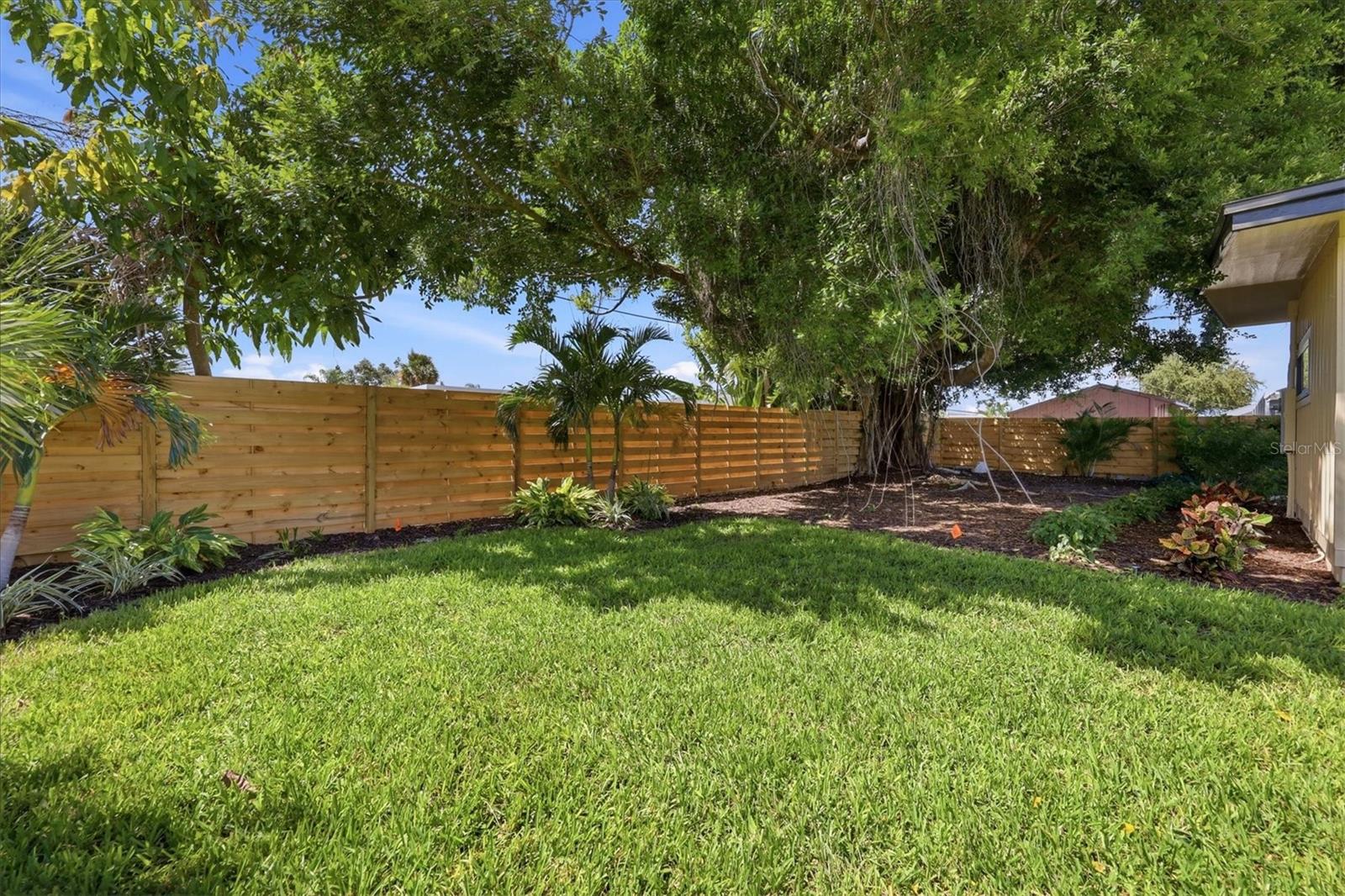 1706 Livingstone St Property Photo 17