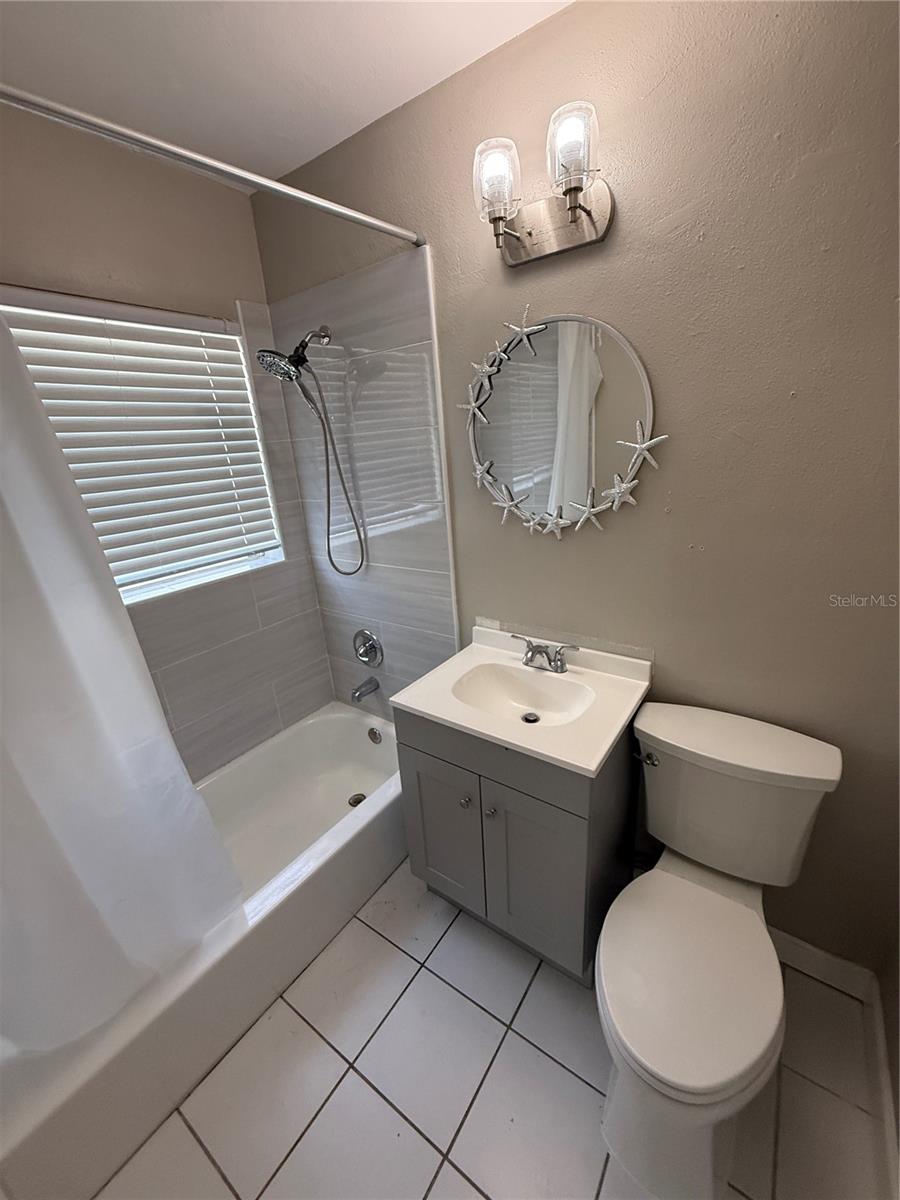 937 15th St W Property Photo 13