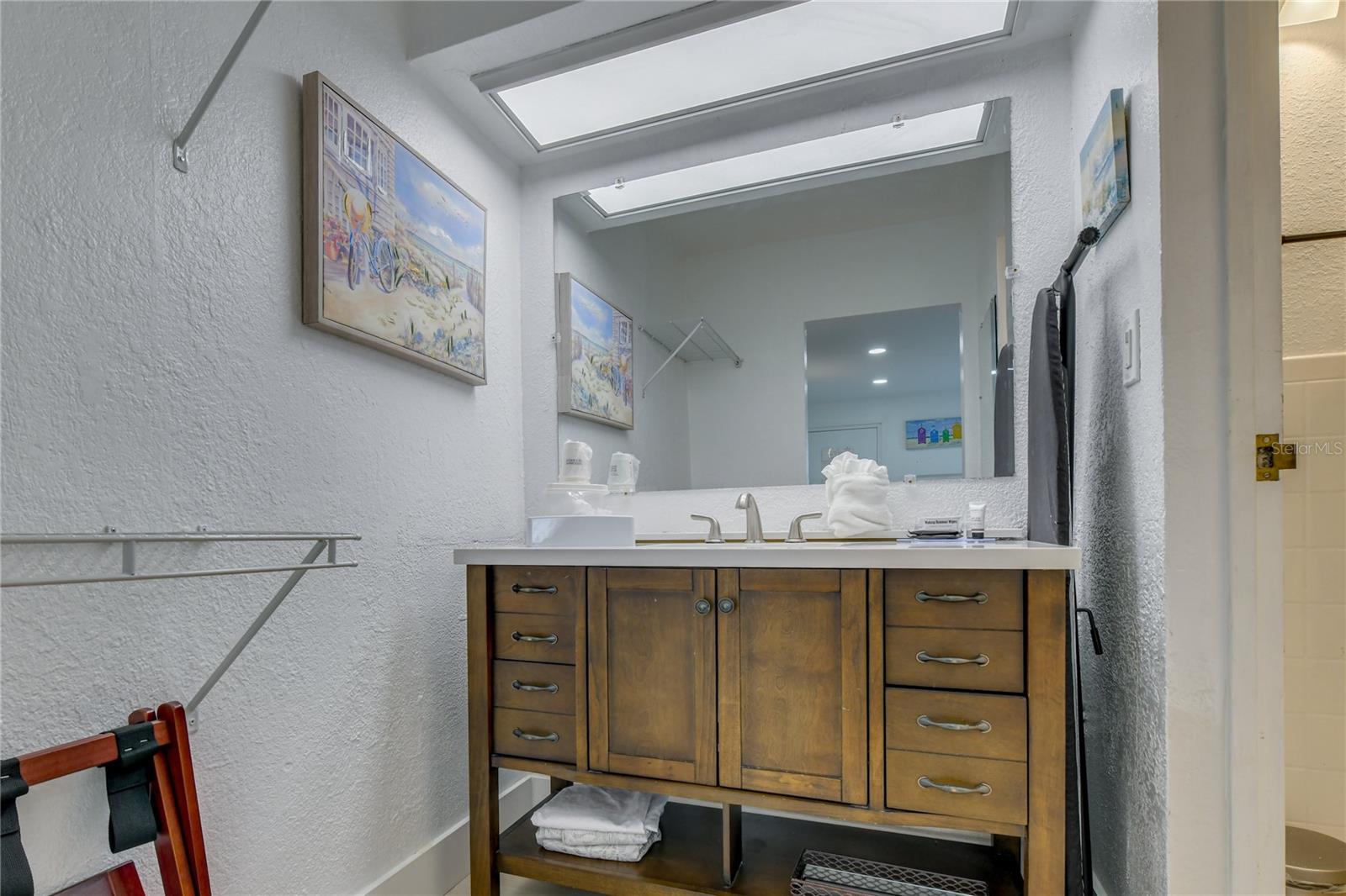 7150 N Tamiami Trl #c216 Property Photo 7