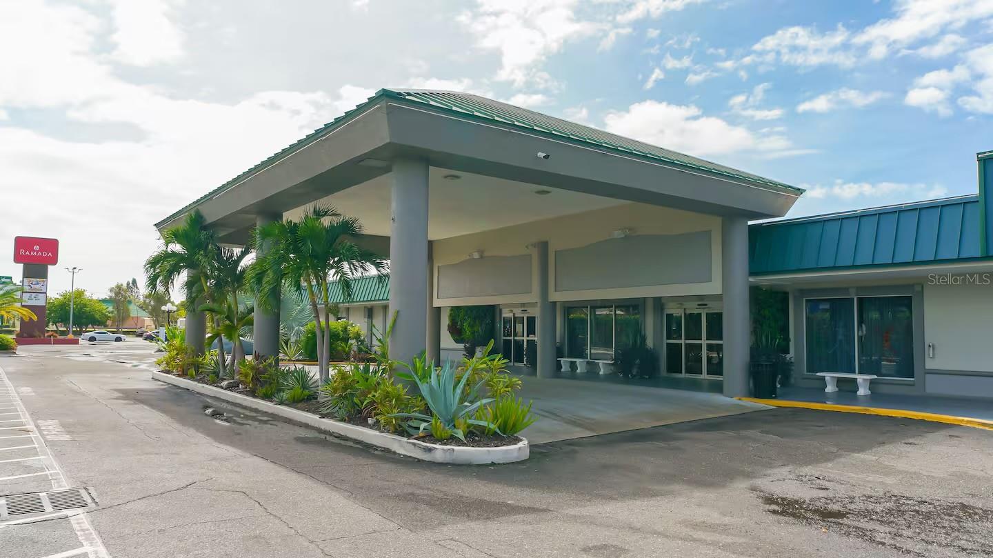 7150 N Tamiami Trl #c216 Property Photo 21