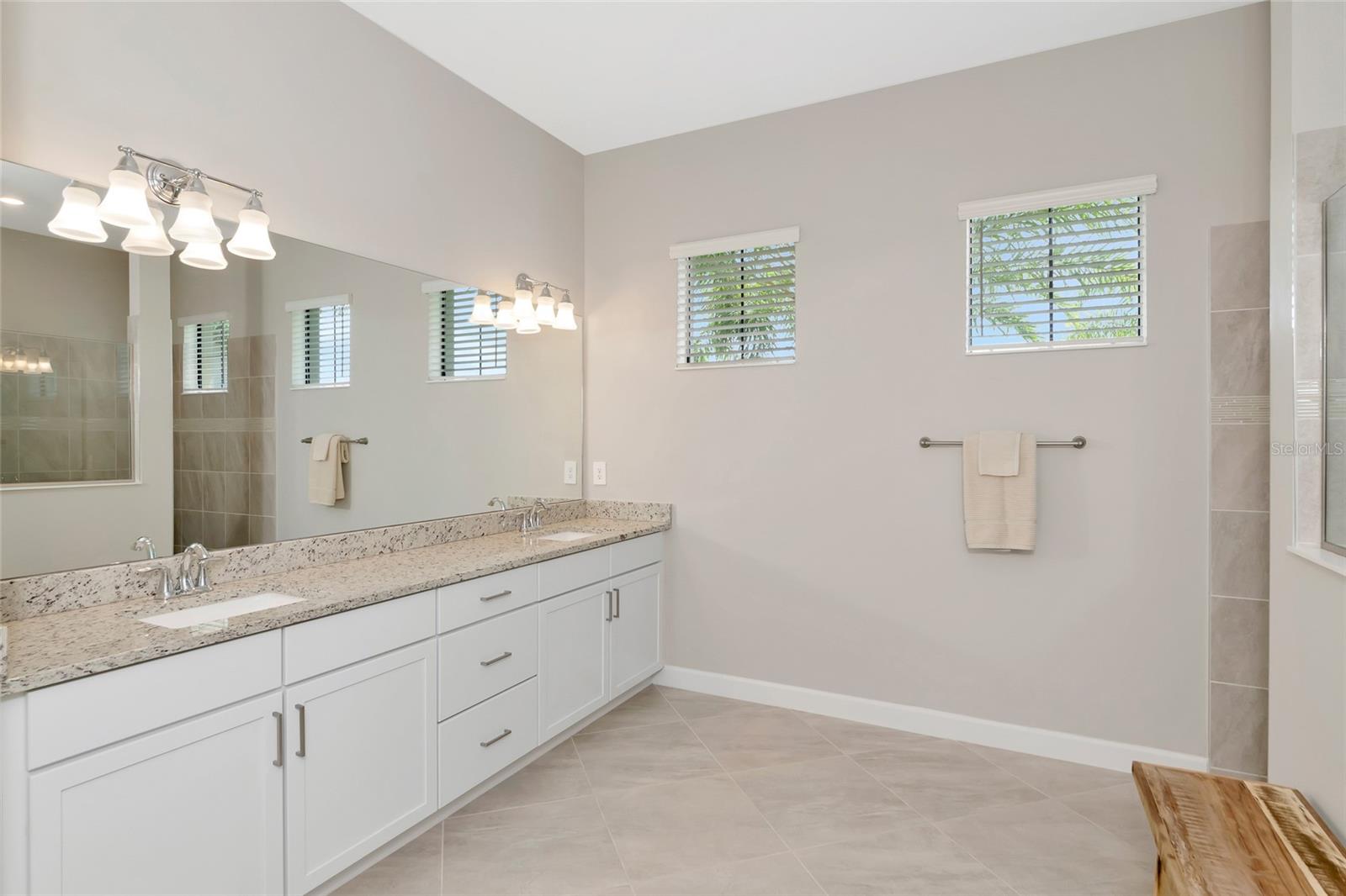 16203 Tradewind Ter Property Photo 21