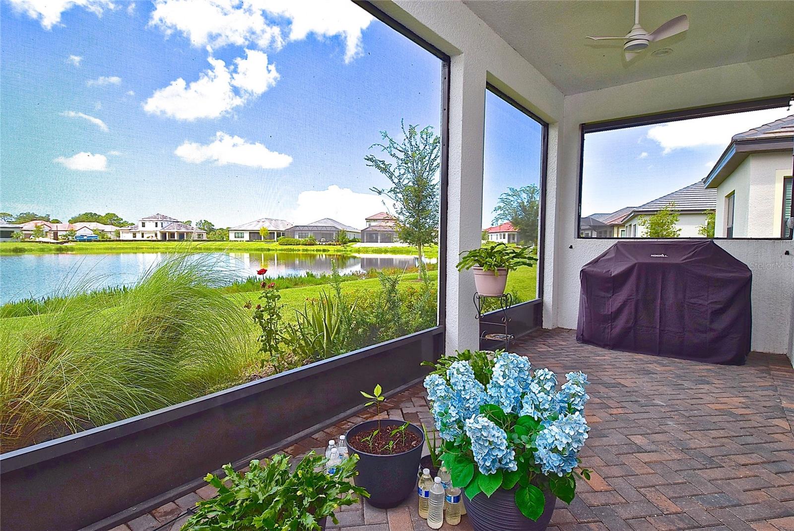 437 Alberata Way Property Photo 33
