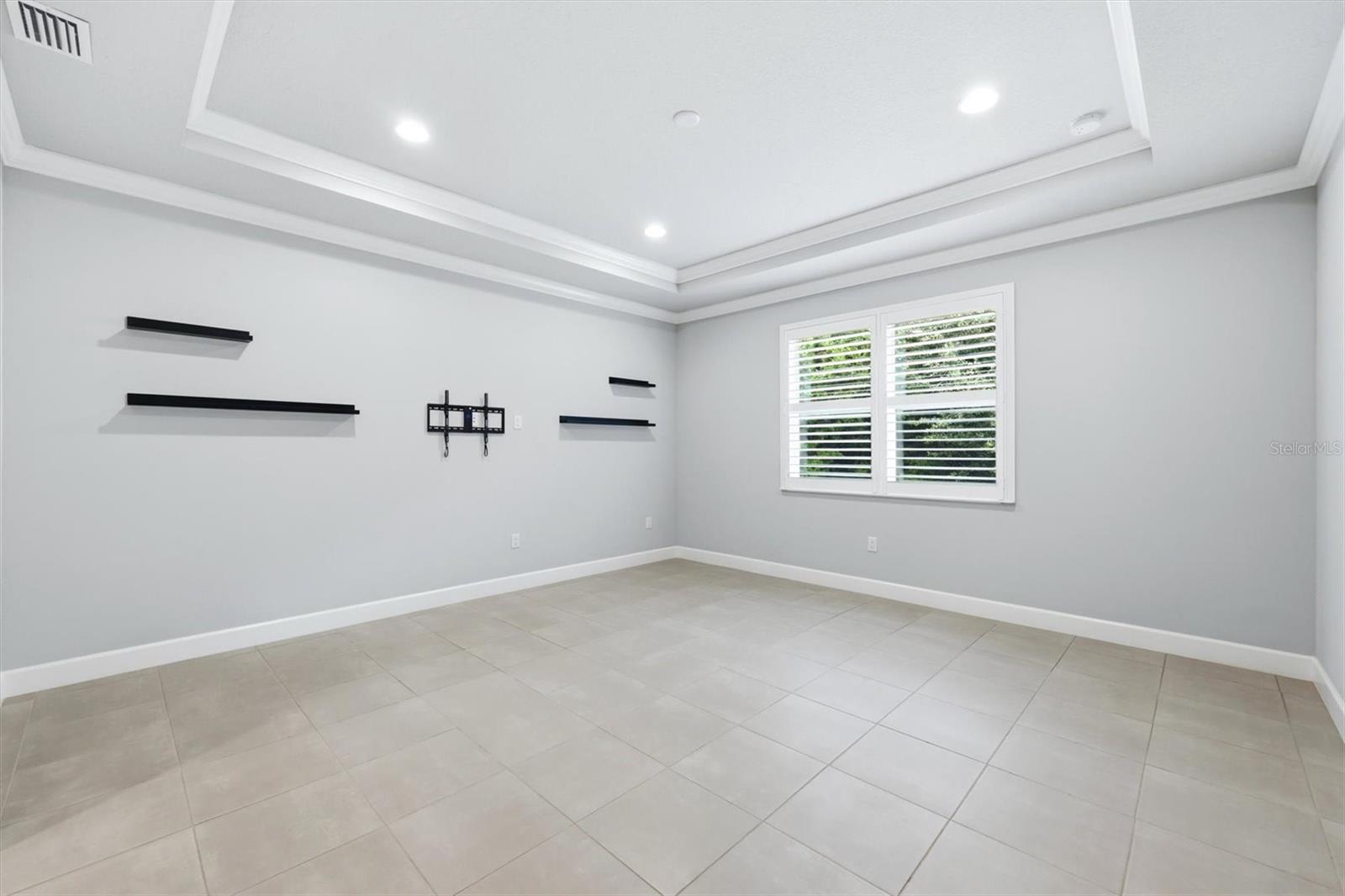 7717 Sandhill Lake Dr Property Photo 21