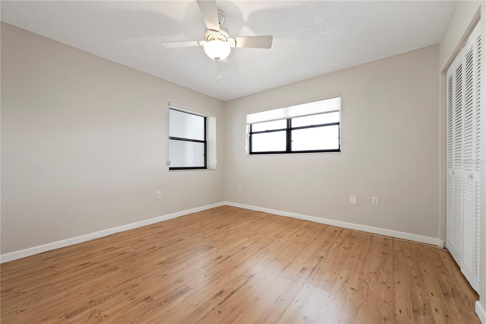 515 Leffingwell Ave #112 Property Photo 33