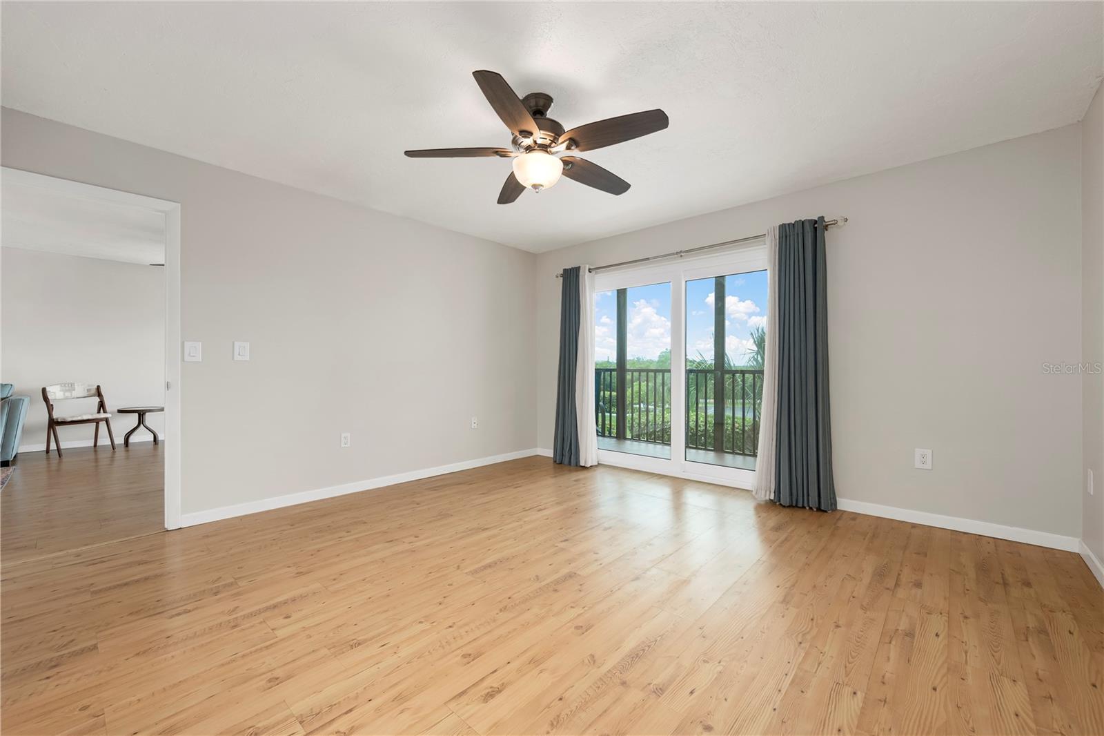 515 Leffingwell Ave #112 Property Photo 34