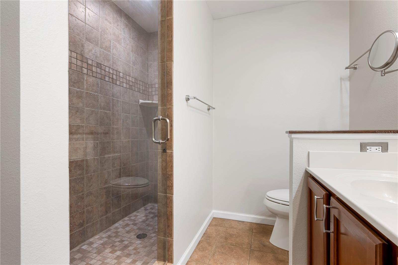 515 Leffingwell Ave #112 Property Photo 40