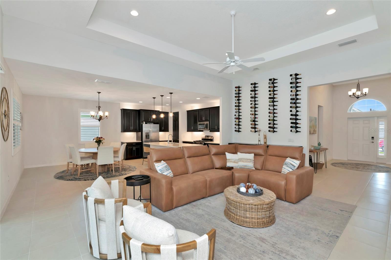 12105 Goldenrod Ave Property Photo 4