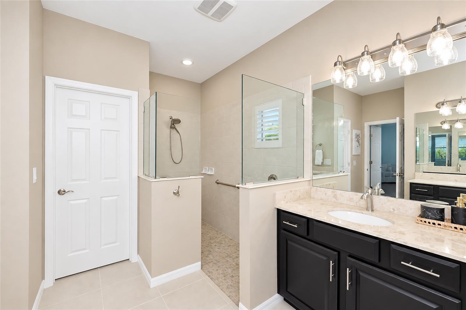 12105 Goldenrod Ave Property Photo 23
