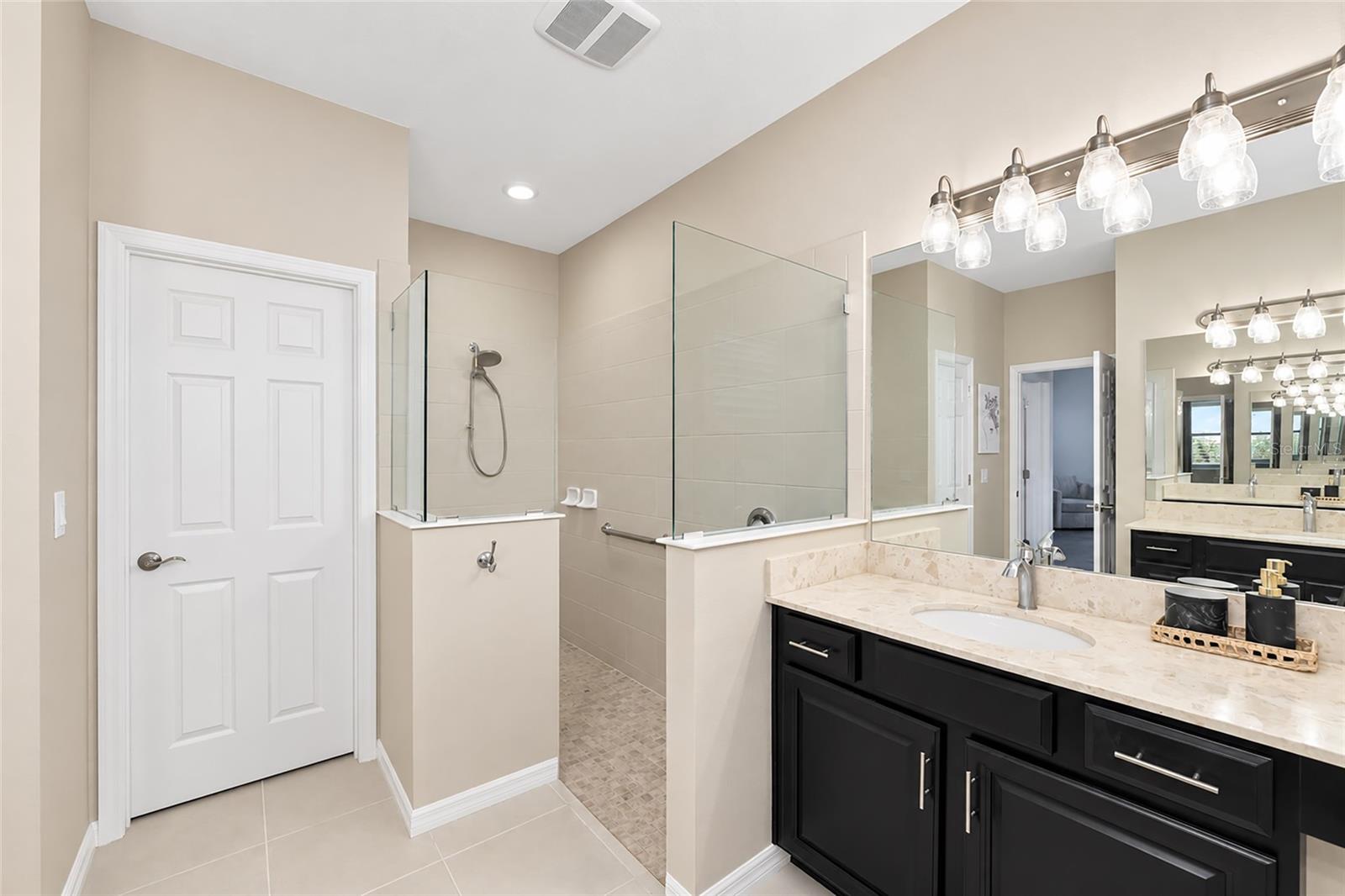 12105 Goldenrod Ave Property Photo 25