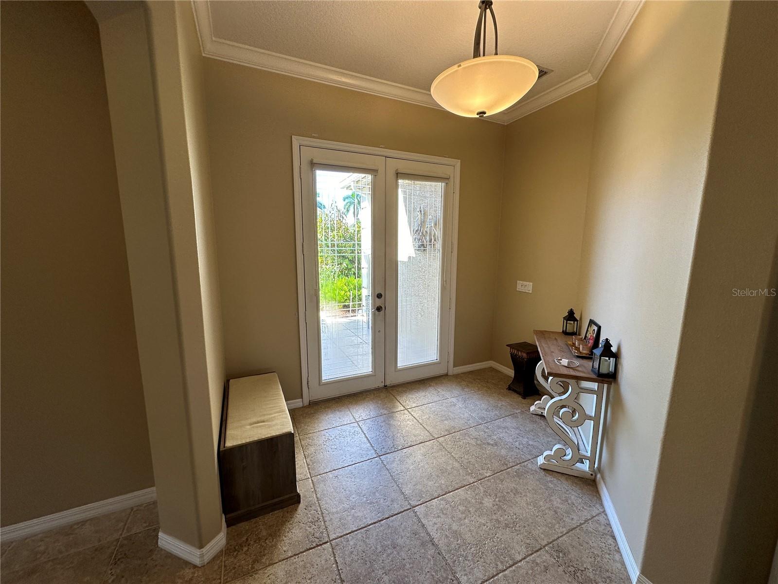 4727 Spinnaker Dr Property Photo 4
