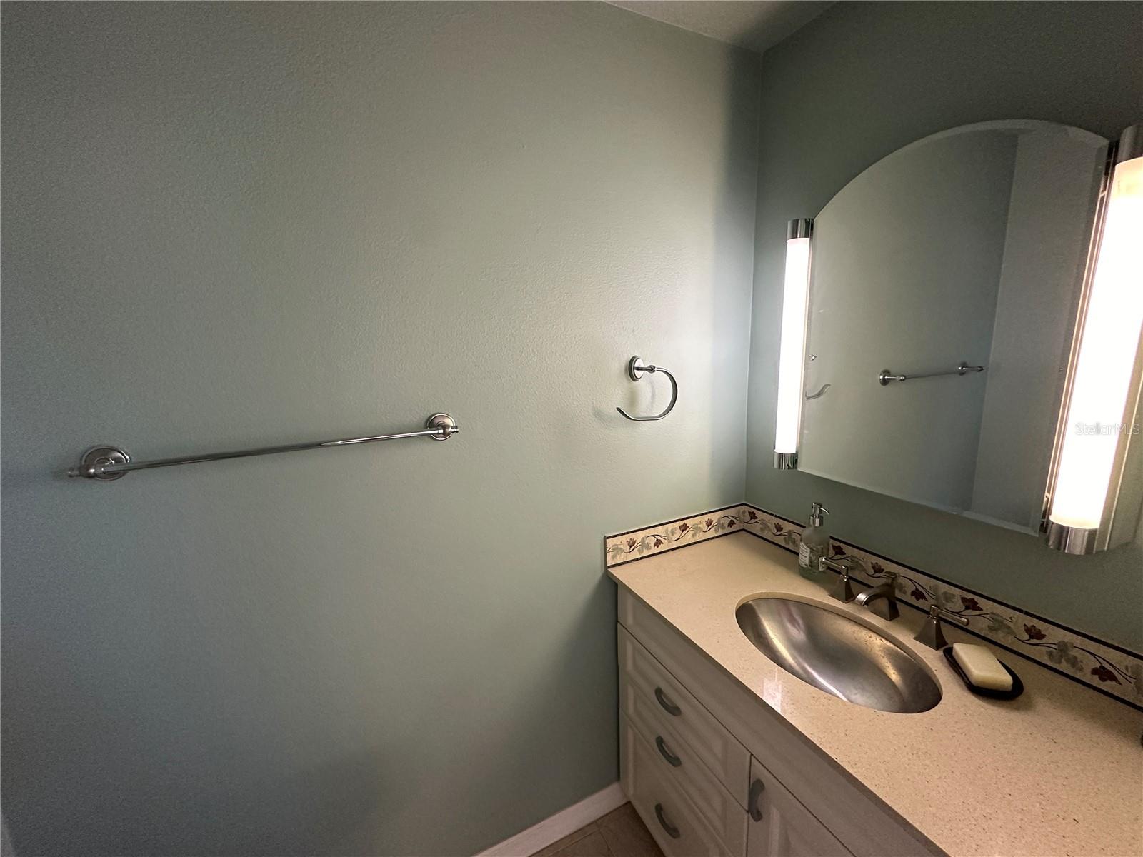 4727 Spinnaker Dr Property Photo 25