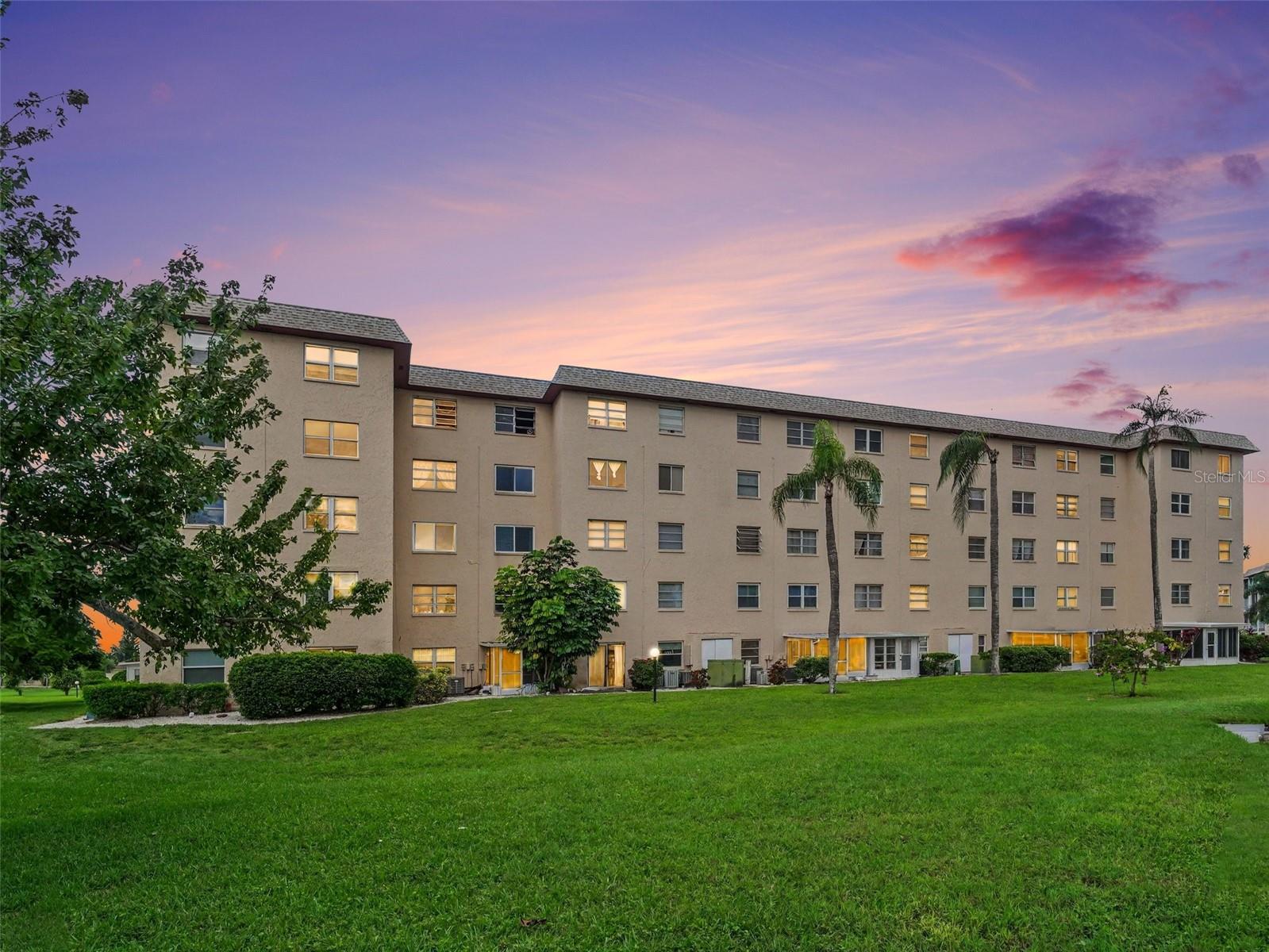 4137 Lake Bayshore Dr #c505 Property Photo 1